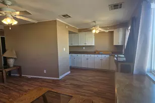 10201 N 99th Ave, Peoria, AZ 85345 - Photo 13