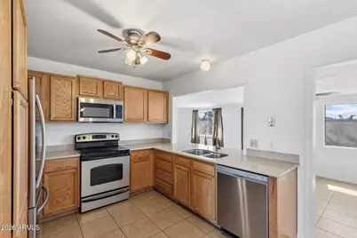 4955 W Golden Lane, Glendale, AZ 85302 - Photo 25