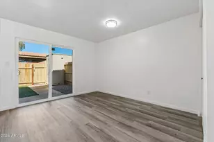 4806 W Rose Ln, Glendale, AZ 85301 - Photo 5