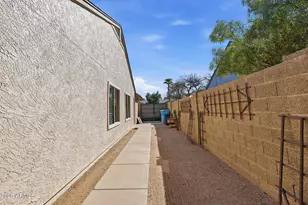 4302 E Acoma Dr, Phoenix, AZ 85032 - Photo 37