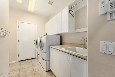 22256 N 55th Street, Phoenix, AZ 85054 - Photo 35