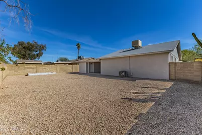 19818 N 5th Drive, Phoenix, AZ 85027 - Photo 17