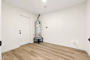 3836 West Myrtle Ave, Phoenix, AZ 85051 - Photo 25