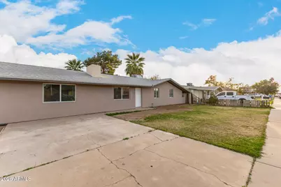 8733 W Turney Avenue, Phoenix, AZ 85037 - Photo 7