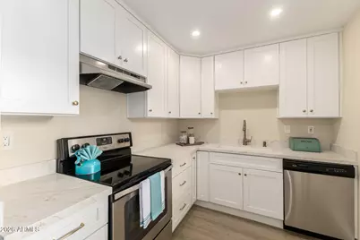 3655 N 5th Avenue #115, Phoenix, AZ 85013 - Photo 7