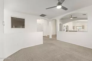 21922 N Dietz Dr, Maricopa, AZ 85138 - Photo 9