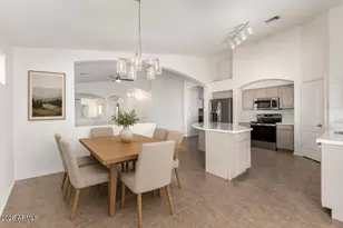 21922 N Dietz Dr, Maricopa, AZ 85138 - Photo 11