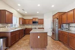 777 E Volk Ln, San Tan Valley, AZ 85140 - Photo 11