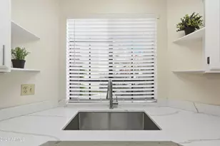 930 N Mesa Dr, Mesa, AZ 85201 - Photo 9