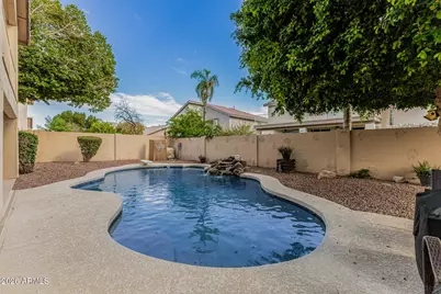 5745 W Mariposa Grande Lane, Glendale, AZ 85310 - Photo 35