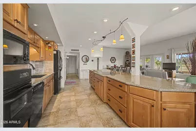 10345 W Willowbrook Drive, Sun City, AZ 85373 - Photo 11