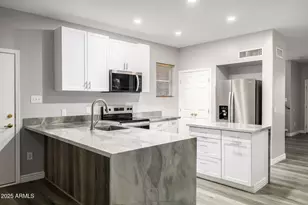 3006 W Ferruccio Pl, Phoenix, AZ 85086 - Photo 7