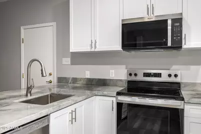 3006 W Ferruccio Place, Phoenix, AZ 85086 - Photo 9