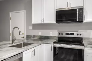 3006 W Ferruccio Pl, Phoenix, AZ 85086 - Photo 9