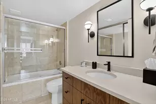 2323 N Central Ave, Phoenix, AZ 85004 - Photo 27