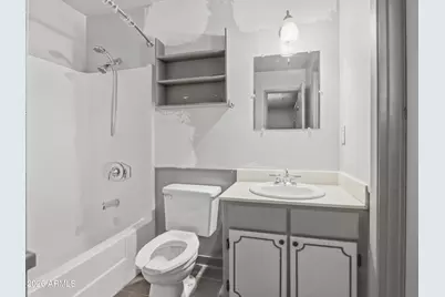 7149 W Wilshire Drive, Phoenix, AZ 85035 - Photo 15