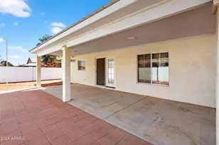 1258 E Manor Dr, Casa Grande, AZ 85122 - Photo 33