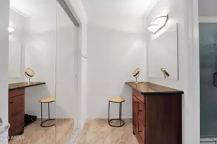 3833 E Desert Cove Ave, Phoenix, AZ 85028 - Photo 19