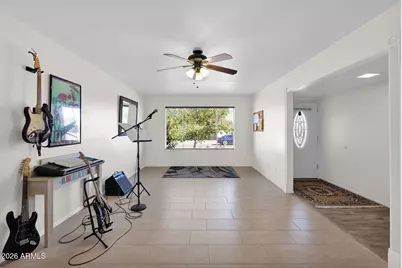 3833 E Desert Cove Avenue, Phoenix, AZ 85028 - Photo 15