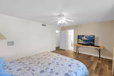 3833 E Desert Cove Avenue, Phoenix, AZ 85028 - Photo 17