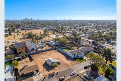 2627 N 30th Place, Phoenix, AZ 85008 - Photo 25