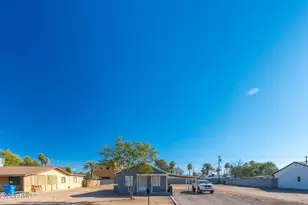 2627 N 30th Pl, Phoenix, AZ 85008 - Photo 15