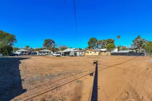 2627 N 30th Pl, Phoenix, AZ 85008 - Photo 19