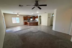 381 S 165th Dr, Goodyear, AZ 85338 - Photo 9