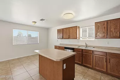 7221 S 37th Drive, Phoenix, AZ 85041 - Photo 25