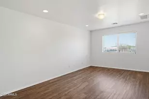 7221 S 37th Dr, Phoenix, AZ 85041 - Photo 15