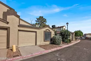 1822 S 39th St, Mesa, AZ 85206 - Photo 3