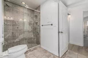 4303 E Cactus Rd, Phoenix, AZ 85032 - Photo 17