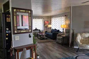 205 W Bell Rd, Phoenix, AZ 85023 - Photo 23