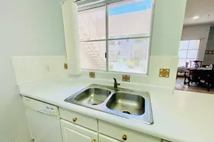 11333 N 92nd St, Scottsdale, AZ 85260 - Photo 5