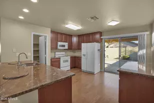 1074 E Arabian Dr, Gilbert, AZ 85296 - Photo 13