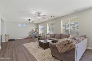 19757 S 190th Dr, Queen Creek, AZ 85142 - Photo 9