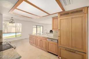 6517 S Hazelton Ln, Tempe, AZ 85283 - Photo 19