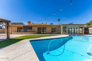 6517 S Hazelton Ln, Tempe, AZ 85283 - Photo 3