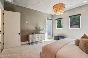 3225 E Sells Dr, Phoenix, AZ 85018 - Photo 11