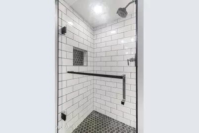 1449 E Highland Avenue #25, Phoenix, AZ 85014 - Photo 13