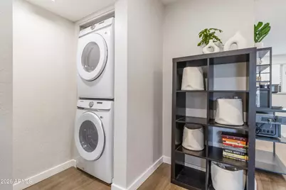 1449 E Highland Avenue #25, Phoenix, AZ 85014 - Photo 3