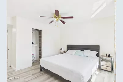 2049 W Joan De Arc Avenue, Phoenix, AZ 85029 - Photo 17