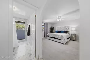 4350 E Winchcomb Dr, Phoenix, AZ 85032 - Photo 17