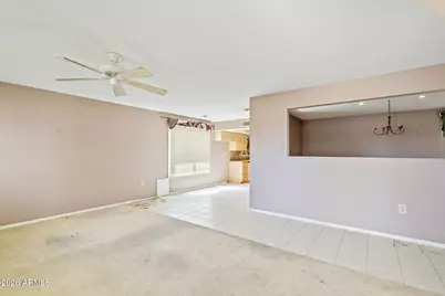 17219 N Lindgren Avenue, Sun City, AZ 85373 - Photo 3