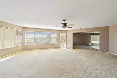 17219 N Lindgren Avenue, Sun City, AZ 85373 - Photo 5