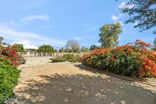 17219 N Lindgren Ave, Sun City, AZ 85373 - Photo 15