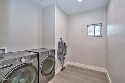 7514 W Encinas Lane, Phoenix, AZ 85043 - Photo 31