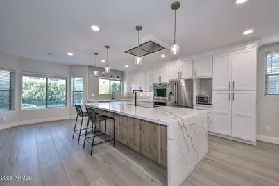 7514 W Encinas Lane, Phoenix, AZ 85043 - Photo 17