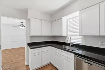 231 N Robson Street #Apt 7, Mesa, AZ 85201 - Photo 13