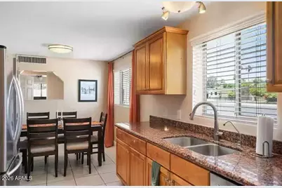 7501 E Minnezona Avenue, Scottsdale, AZ 85251 - Photo 7